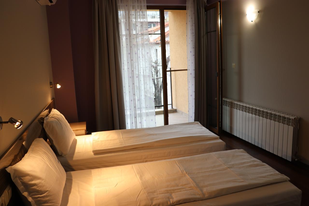 Roots Hotel And Wine Bar بلوفديف المظهر الخارجي الصورة