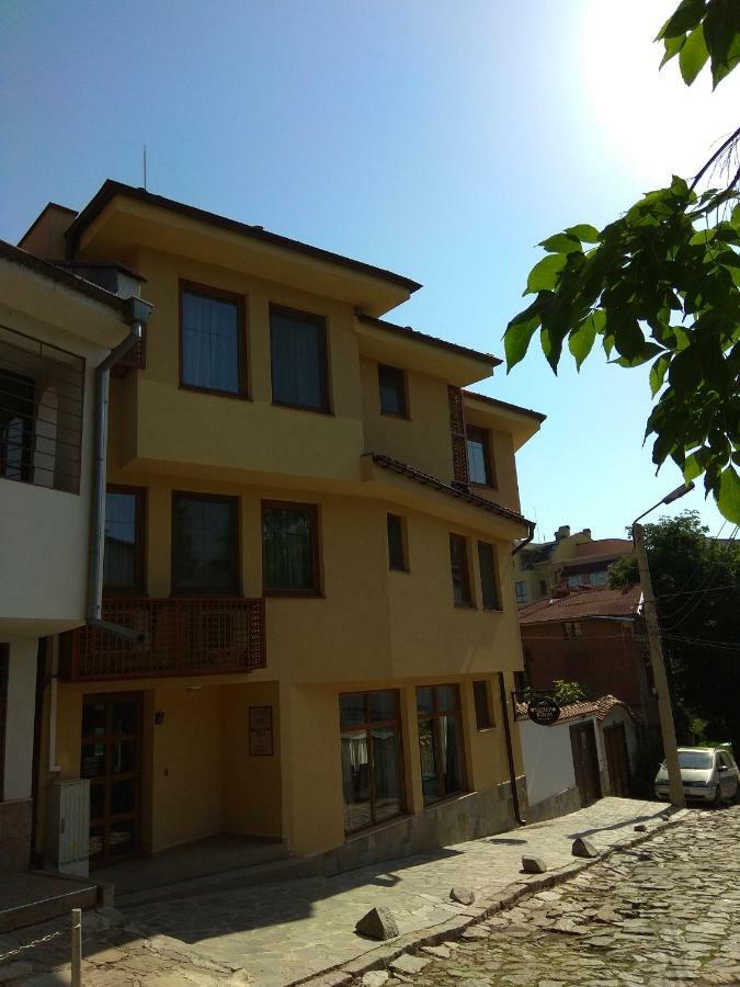 Roots Hotel And Wine Bar بلوفديف المظهر الخارجي الصورة
